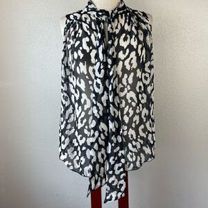 Sweet Pea Sleeveless Blouse Top Size M EUC